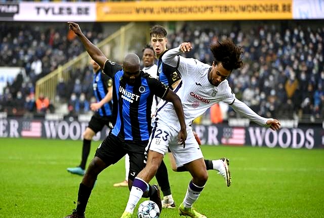 包含那不勒斯实现大逆转，赛季前景一片光明的词条