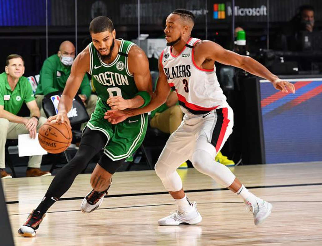 澳大利亚联赛季后赛战况激烈，劲旅逆袭晋级的简单介绍