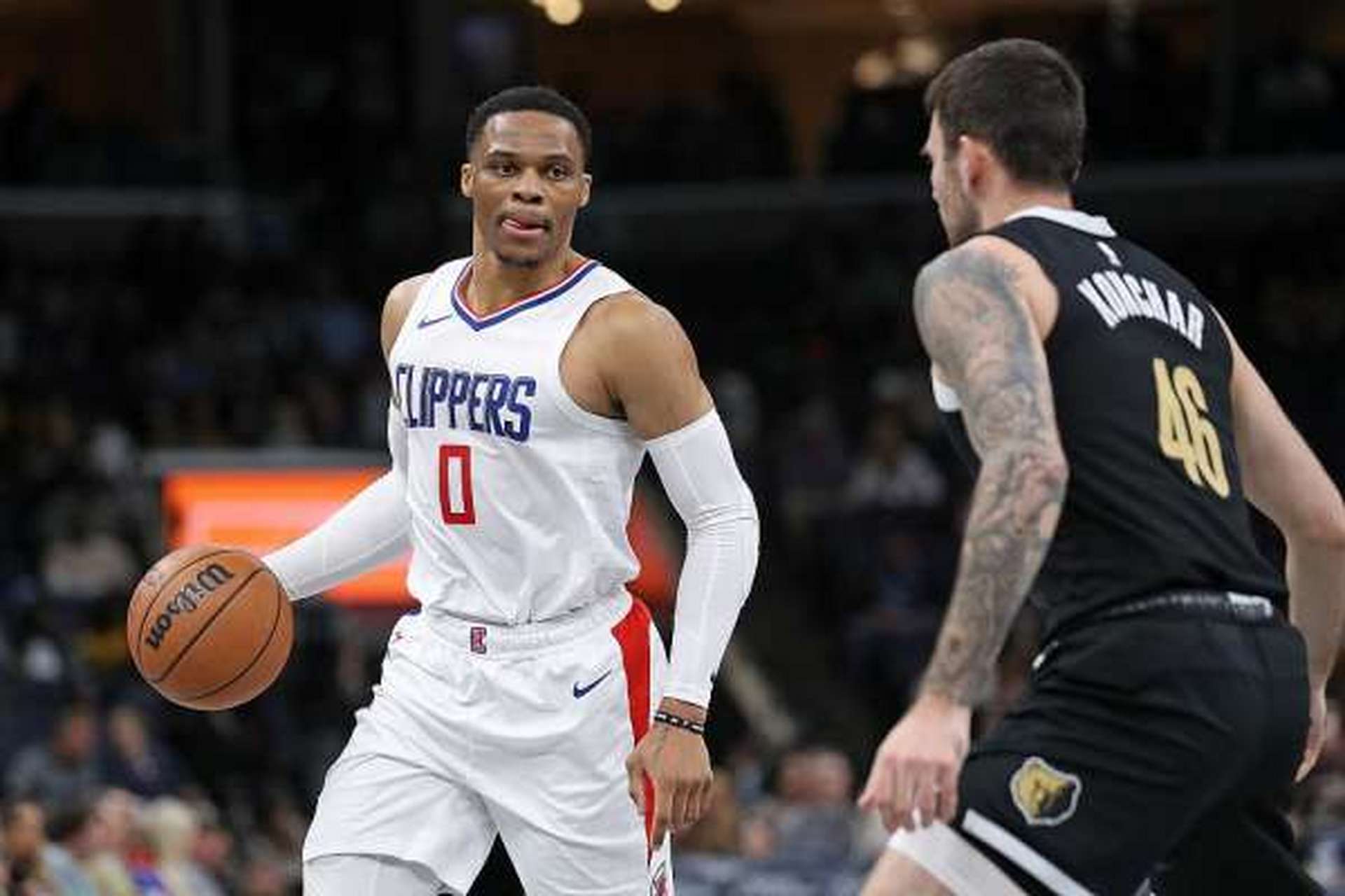 威少绝杀时刻，迎来胜利点燃赛场，绝杀战胜迎来胜利！的简单介绍